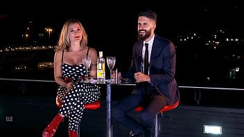 Reproduzir Espetáculo Santalatinadas. você gosta de sexo no celular mas sua namorada te dá problemas