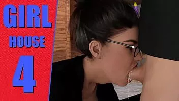 play Girl house - episode 4doctor incoming