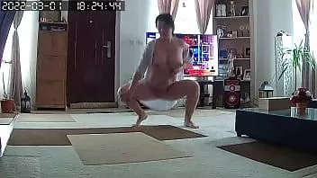play Danielle baila sexy y provocativa