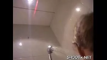 play বিস্ময়কর তরুণ তানিয়া সরস গুহা fucked পায়