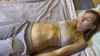 play Ombligo y ombligo fetiche 3 - masaje barriga