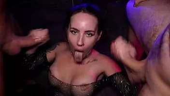 Redare Bella și darko mur m-au invitat la un trio și s-a încheiat cu o dublă cumshot facială! (partea 3, ultima!)